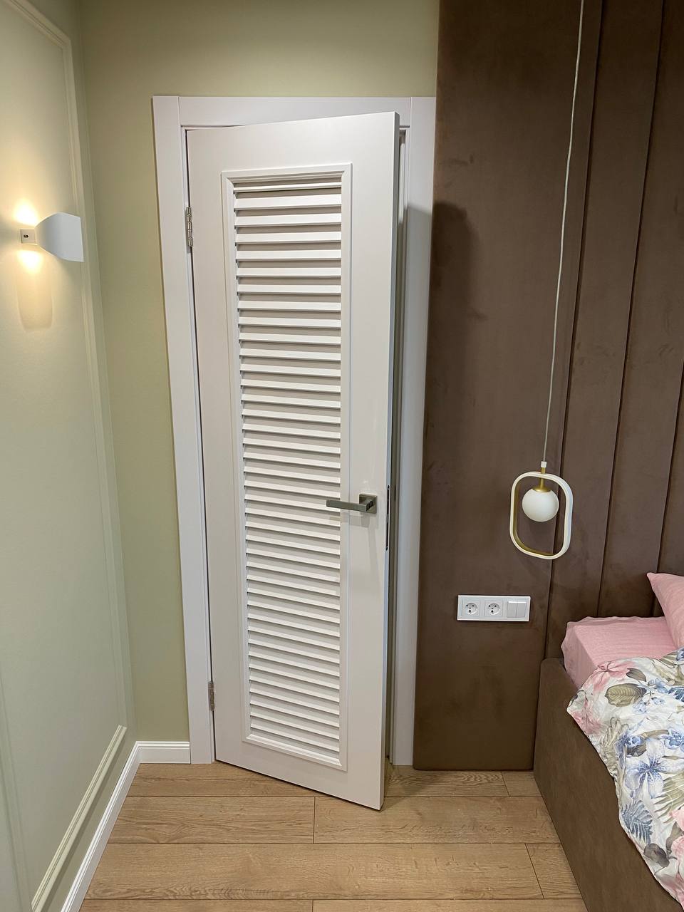 Межкомнатная дверь Жалюзийная 1